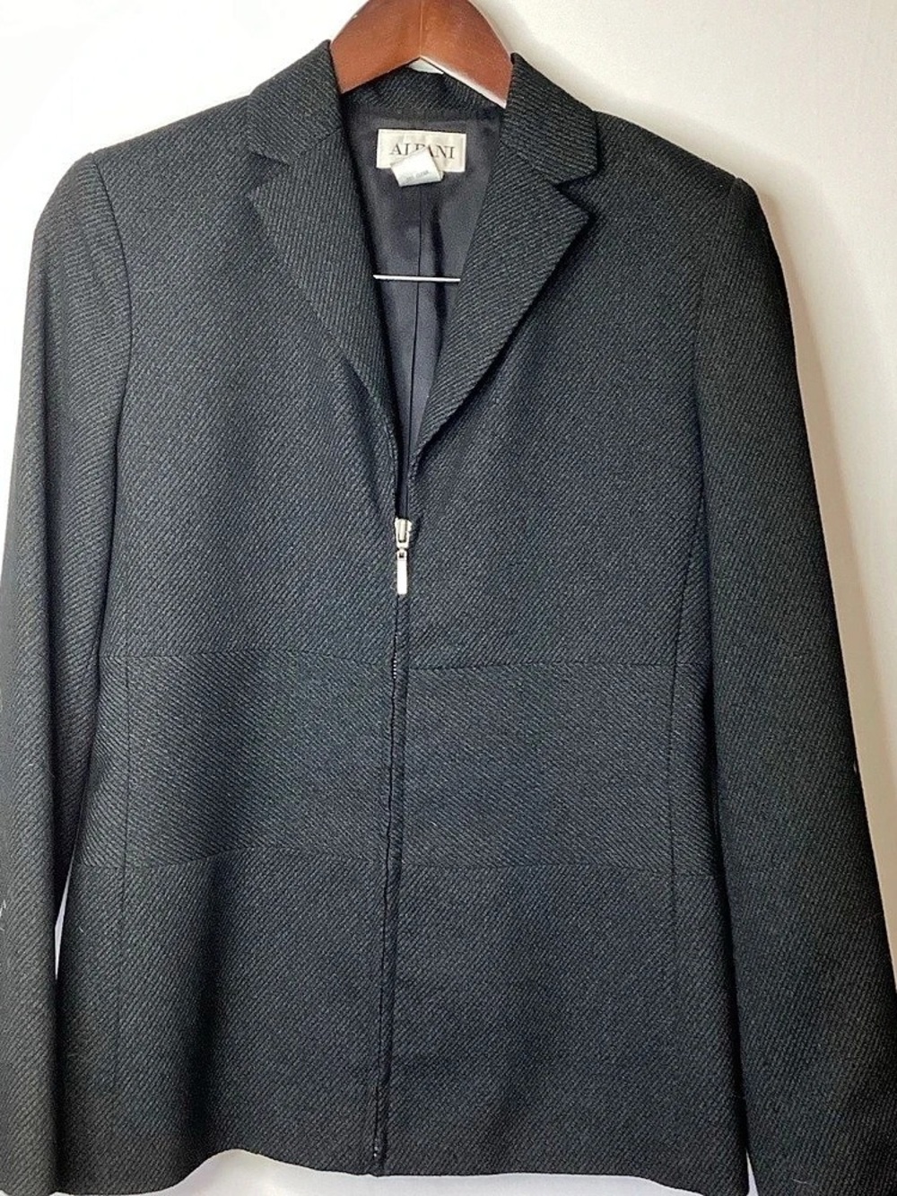 Alfani women’s Zip-Front Blazer in Black Like New Sz 4